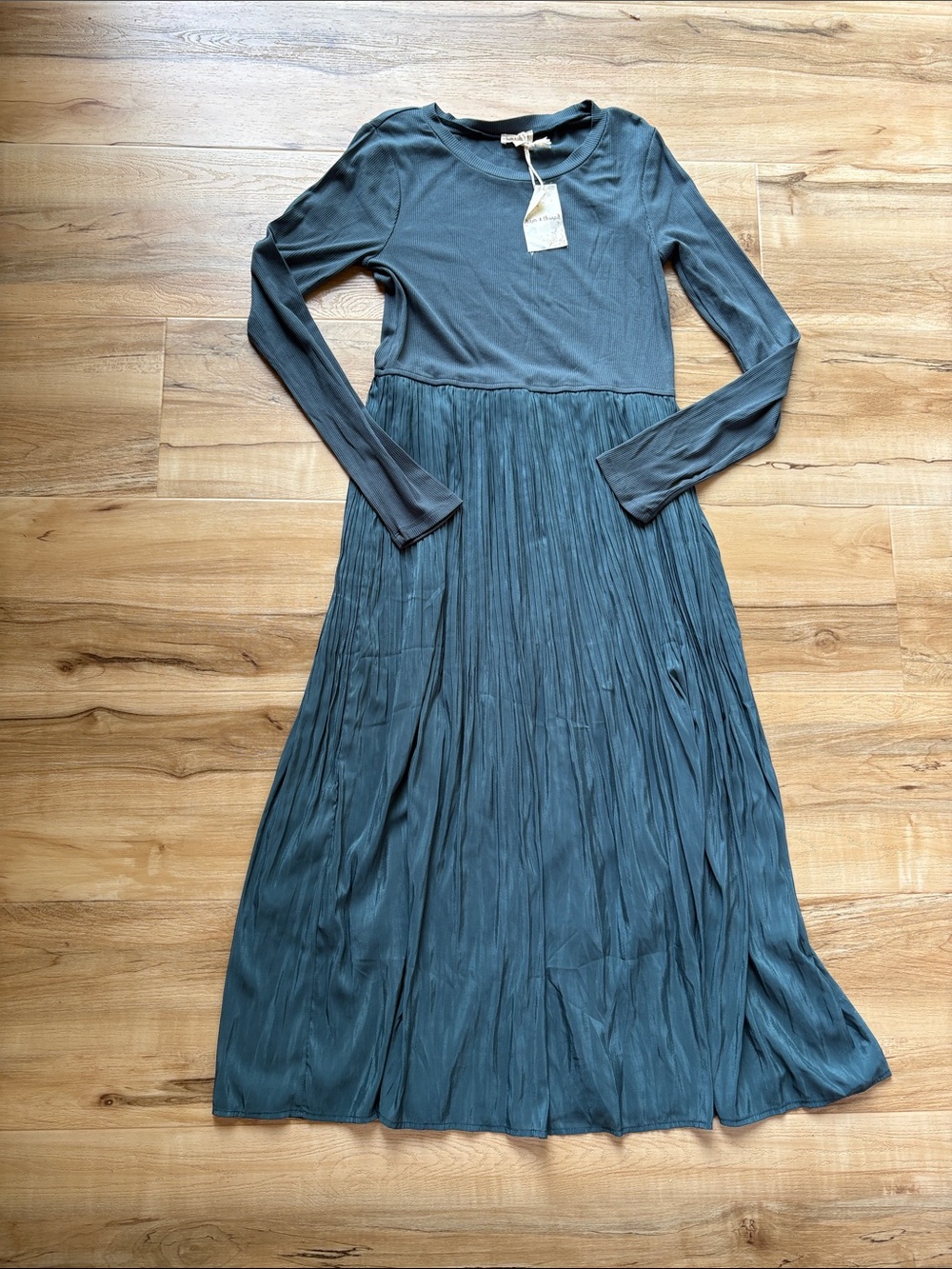 NWT Hem & Thread The Cooler Nights Midi Dress, Size Large